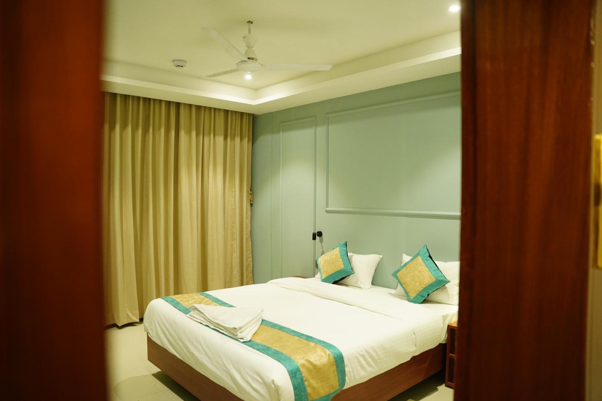 Hotel Sai Krishna Shirdi Eksteriør billede